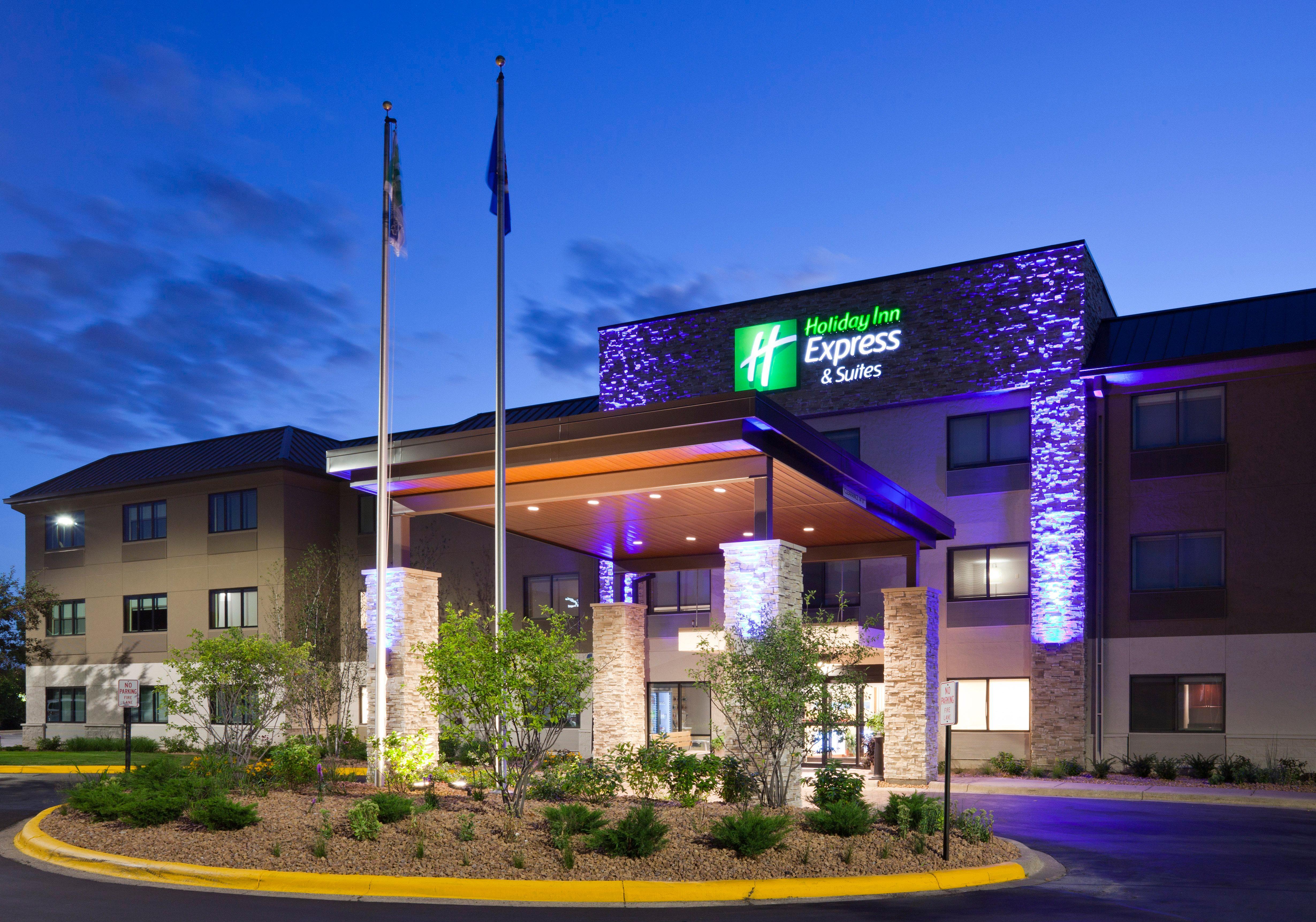 Holiday Inn Express Hotel & Suites Minneapolis-Golden Valley By Ihg Saint Louis Park Buitenkant foto