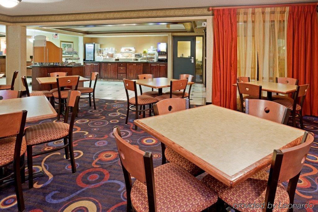 Holiday Inn Express Hotel & Suites Minneapolis-Golden Valley By Ihg Saint Louis Park Buitenkant foto